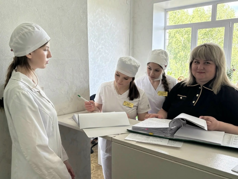 Шаг в профессию: студенты Туймазинского медколледжа осваивают азы медицины в Буздякской ЦРБ